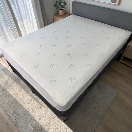 Protector de colchón impermeable de fibra de bambú instalado en cama, guía para elegir el correcto en El Salvador