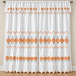 Par de cortinas blancas bordadas satinadas con cenefa, bordado naranja coral – vista principal