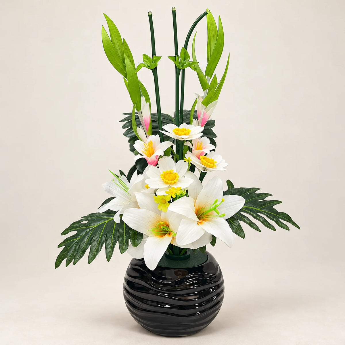 Arreglo de flores artificiales con luz LED, diseño Lirio Blanco – vista principal