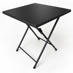 Mesa plegable metálica negra con tablero cuadrado y patas en X