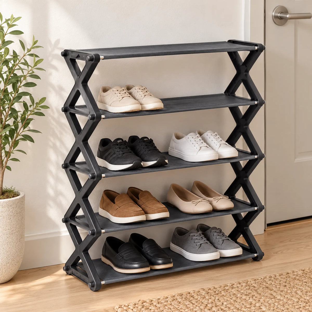 Zapatera de 5 niveles color gris – en la entrada de la casa