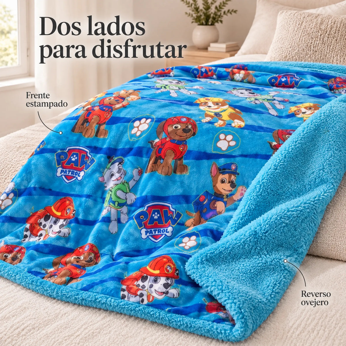 Frazada reversible piel de oveja, diseño Paw Patrol, vista de frente y reverso