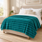 Frazada full turquesa de 180 x 220 cm con rayas en relieve – momento de descanso