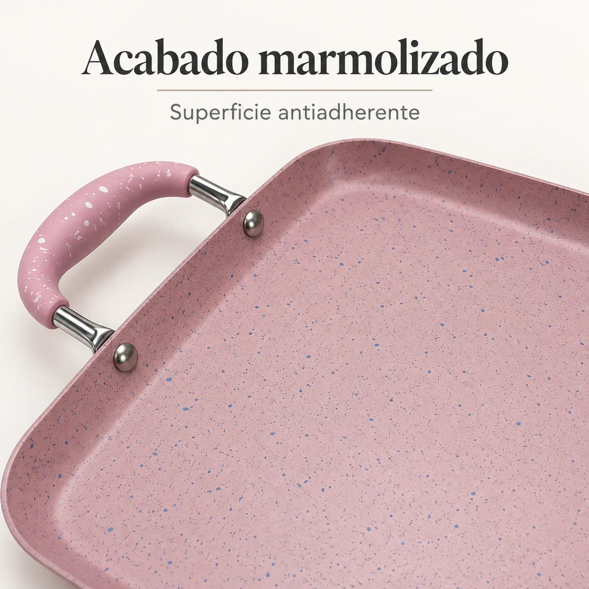 Detalle de la textura marmolizada de la plancha ROCA en color Rosa Marmoleado