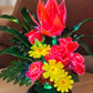 Arreglo de flores artificiales con luz LED, diseño Rojo Tropical – detalle de las flores iluminadas