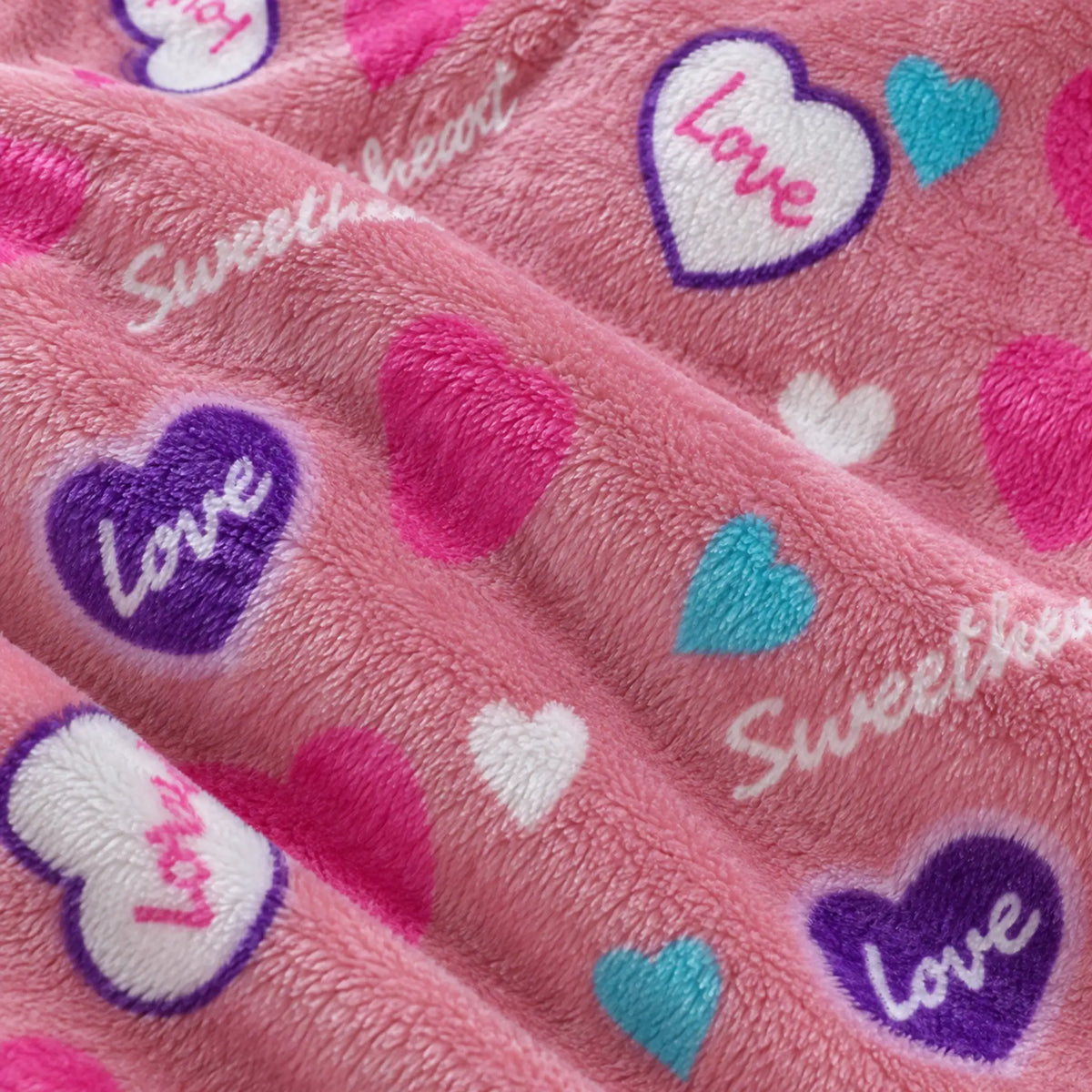 Frazada estampada afelpada 200 x 240 cm, diseño Corazones Rosa – textura afelpada