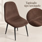 Detalle del tapizado tipo terciopelo color chocolate de la silla Beneli