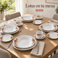 Mesa montada con la vajilla de porcelana Lotus, diseño Lirio Coral