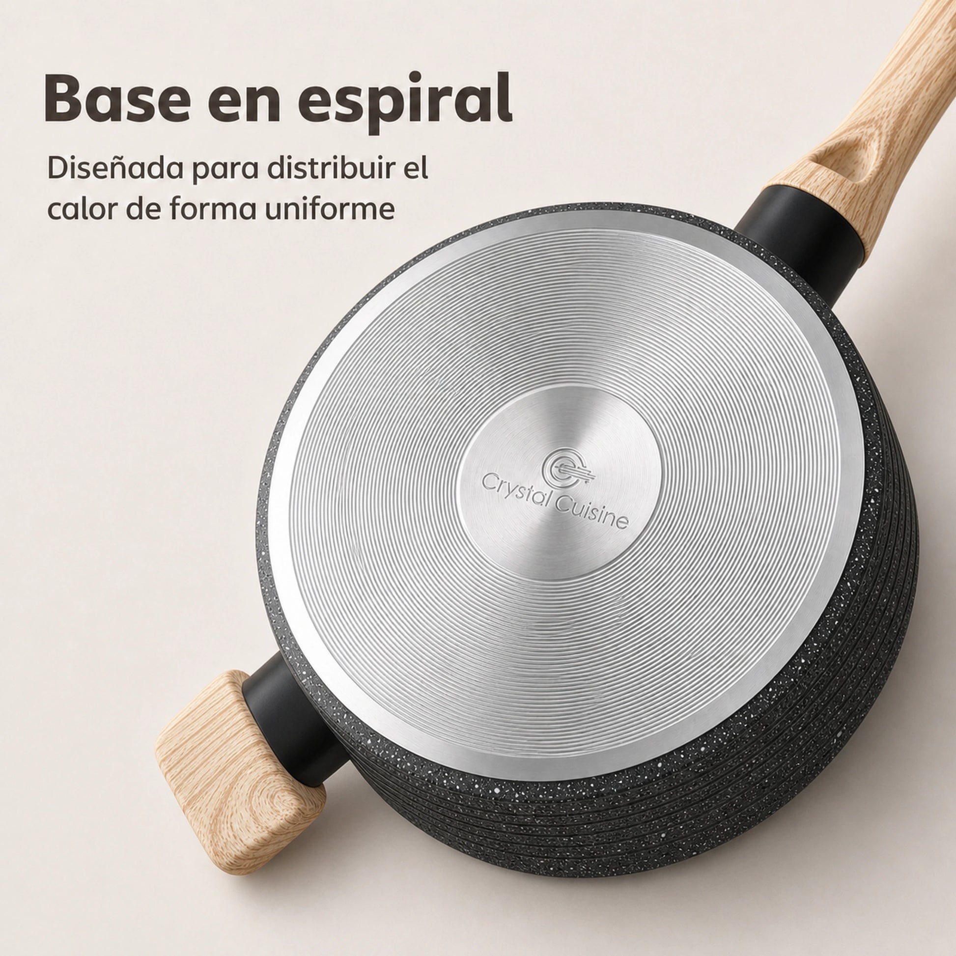 Base espiral de las ollas y sartenes de la batería de cocina Negro