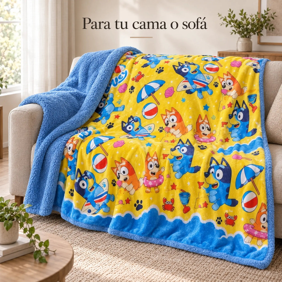 Frazada reversible piel de oveja, diseño Bluey, en uso sobre el sofá