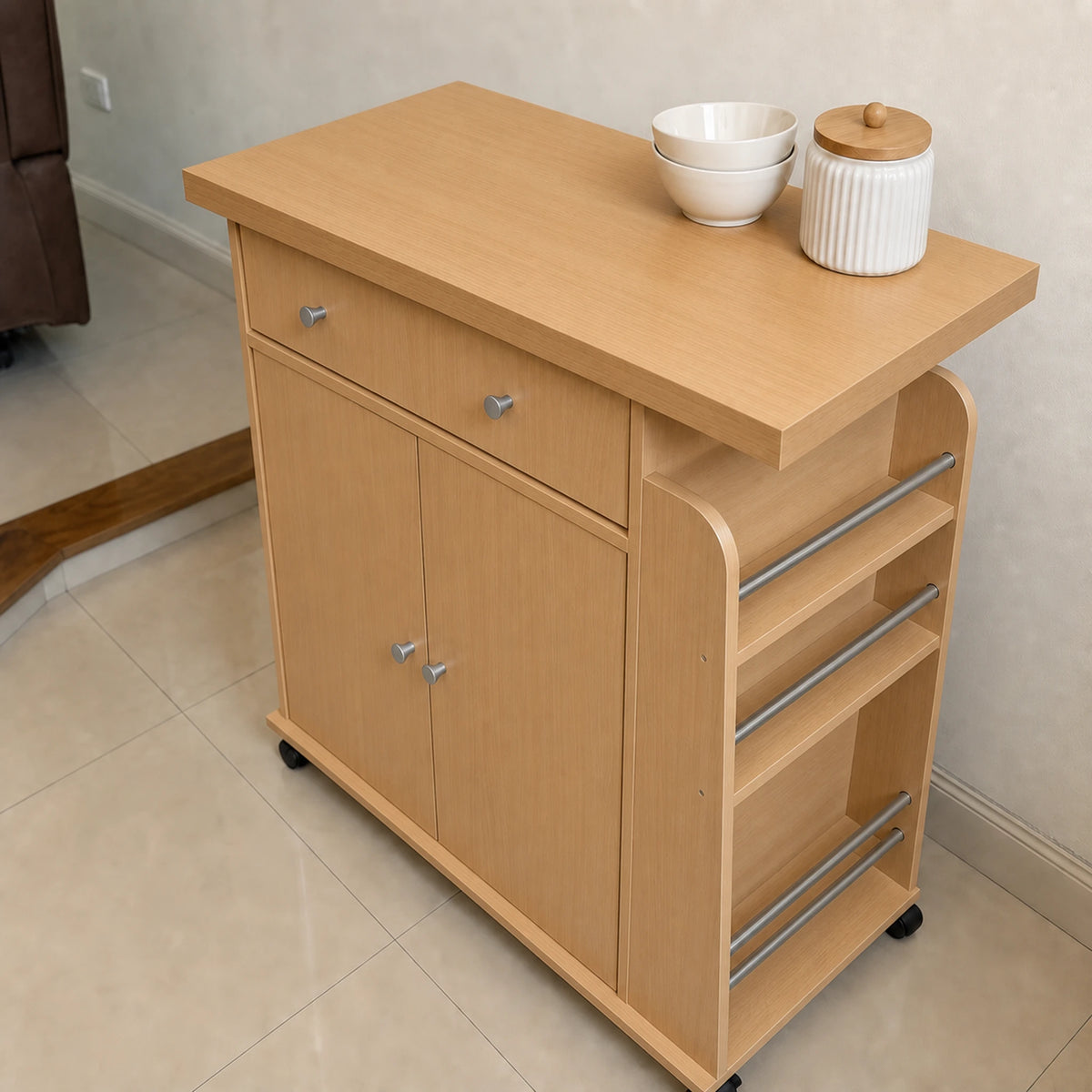 Detalle del tablero superior del carrito auxiliar de cocina en acabado Madera Beige
