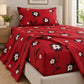 Juego de sábanas semimatrimonial 1.20 m, diseño Flores Blancas Fondo Rojo – sábana ajustable en el colchón