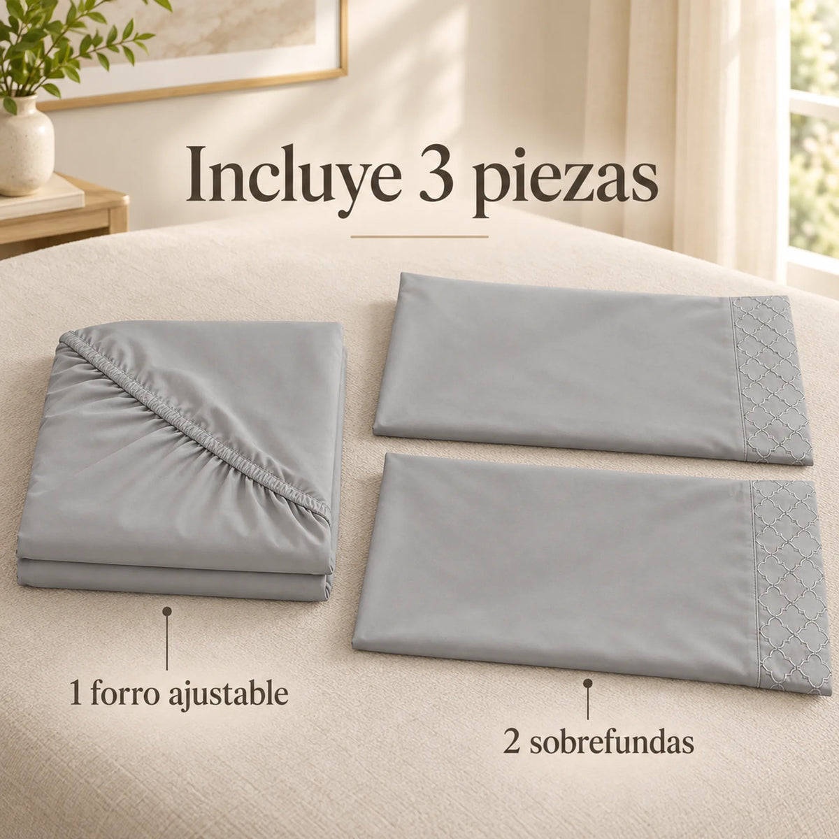 Forro ajustable liso con 2 sobrefundas bordadas, color Gris – piezas incluidas: forro ajustable y 2 sobrefundas