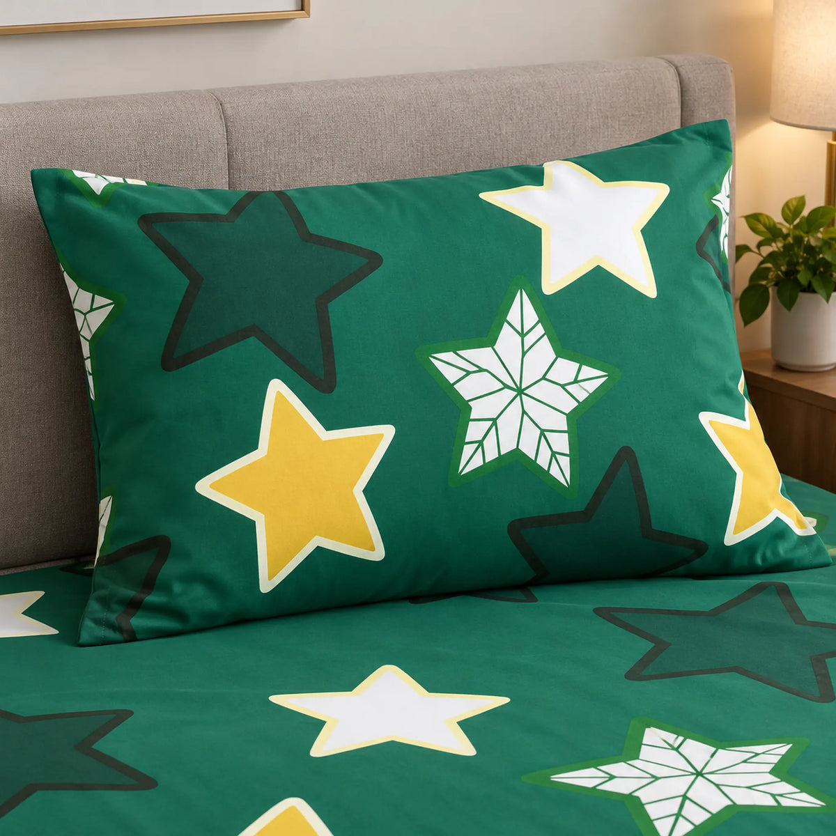 Juego de sábanas semimatrimonial 1.20 m, diseño Estrellas Verde Esmeralda – detalle de la funda