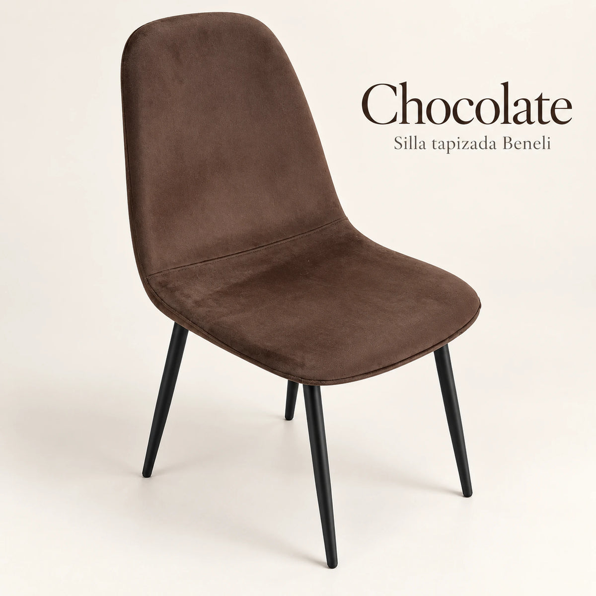 Silla tapizada Beneli en color chocolate