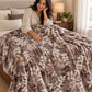 Frazada estampada afelpada 200 x 240 cm, diseño Hojas Café – suavidad y confort