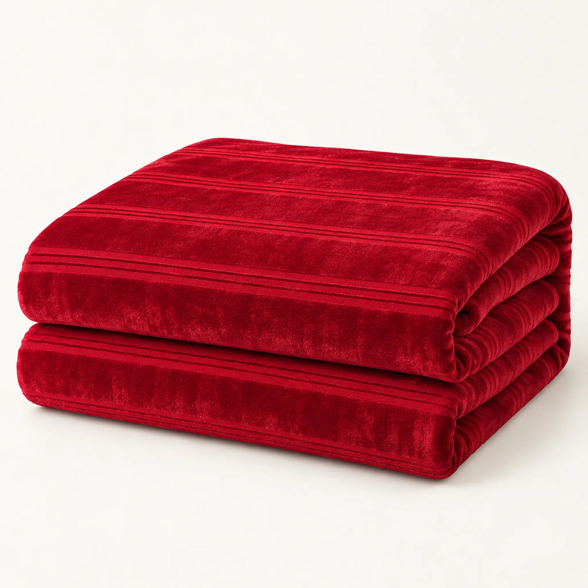 Frazada full roja de 180 x 220 cm con rayas en relieve – doblada