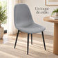 Silla Beneli en gris claro como silla decorativa en un rincón de la casa