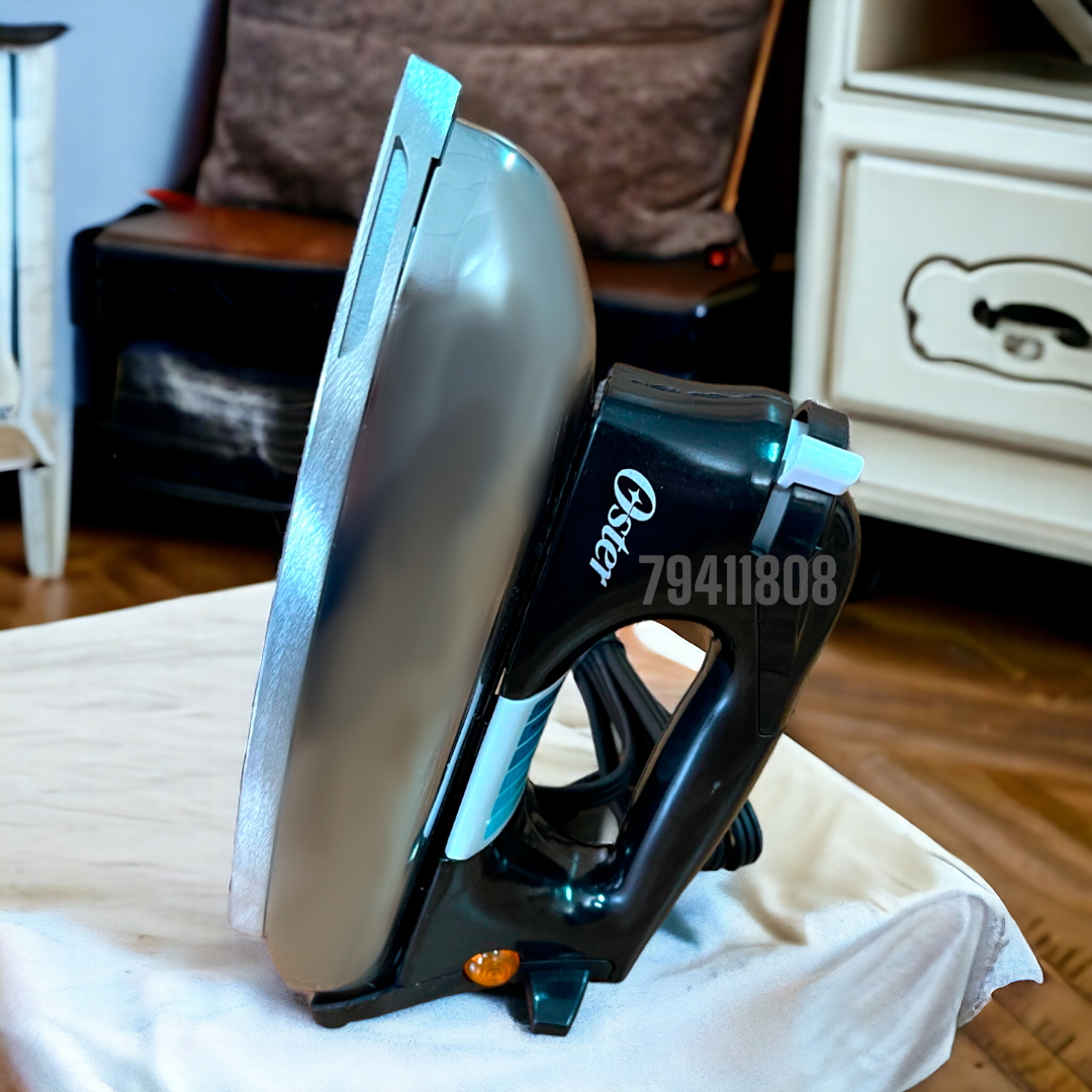 Plancha Pesada Seca Clásica Oster GCSTBV4119 - Main Image