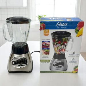 Licuadora Oster Precise Blend 300 – 700W, 16 Velocidades, Vaso de Vidrio 1.2L, Tritura Hielo, Acero Inoxidable