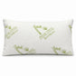 Almohada de memory foam blanca con estampado verde Aloe Vera Bamboo, vista frontal sobre fondo gris neutro, ideal para ficha de producto Scarlett Classics.
