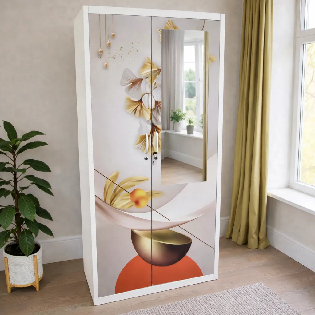 Armario con espejo 2 puertas Ambienta Home Decor BP-2505, vista frontal cerrada, estructura blanca con puertas decorativas florales en tonos dorado y beige, espejo funcional, medidas 185x90x45 cm.