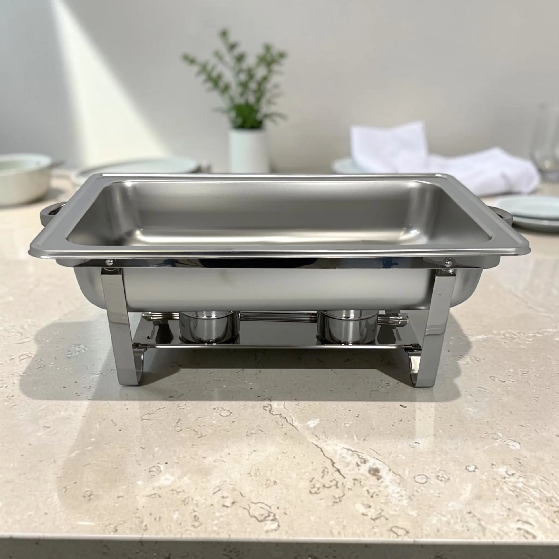Bandeja grande de acero inoxidable para chafing dish, pieza rectangular profunda para mantener alimentos calientes.