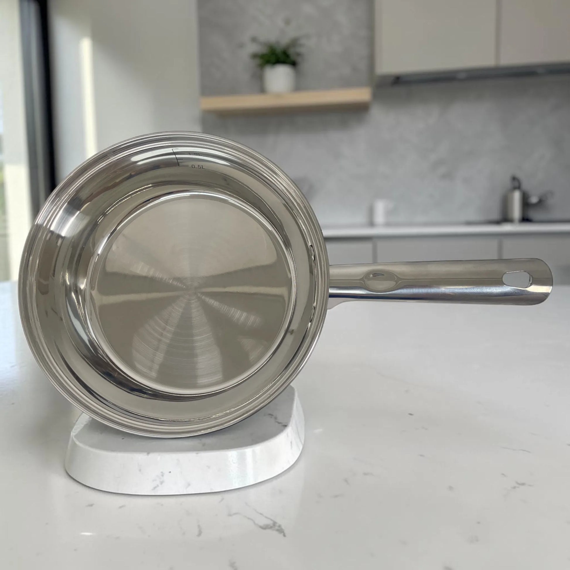 Base de sartén Epicure de acero inoxidable Super Quality, compatible con cocina de gas, eléctrica, halógena, vitrocerámica e inducción.