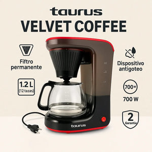 Cafetera Taurus Velvet Coffee 1.2 litros para 12 tazas en color negro y rojo, diseño moderno