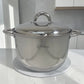 Interior de olla Epicure de acero inoxidable de 5 litros con asas laterales, acabado pulido y marcas medidoras internas.