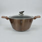 Olla grande Berlinger Haus Rosegold BH-1224N de 28 x 12.5 cm con tapa de vidrio y asas laterales en color rosegold sobre fondo blanco.