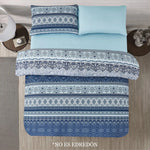 Juego de sábanas estilo boho Dania Coco en tonos azul celeste y blanco con patrones decorativos