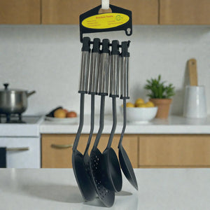 Set de utensilios de cocina JiaHang 5 piezas color negro con mangos de acero inoxidable, 32 cm, SKU 81891; los utensilios aparecen colgados y se observa la etiqueta del empaque “Kitchen Tools” de la marca.