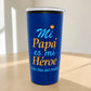 Vaso térmico azul de 16 oz para Día del Padre con diseño “Mi Papá es mi Héroe” y tapa transparente.